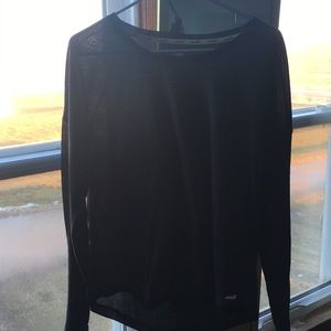 Large Avia long sleeve gray top with black detail